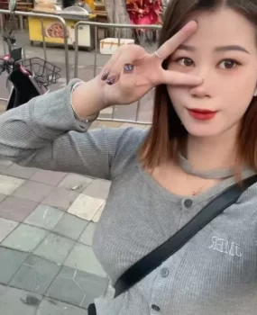 情趣大奶小欢姐