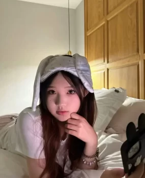 天津  白嫩小美女