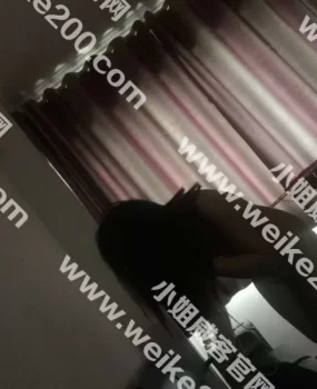 聊城京都商城18岁刚毕业学生妹