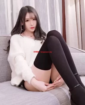 丝袜控，我将用全身的精神服务